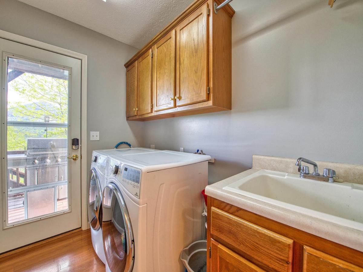 Bonnie View 21 - Amazing Smoky Mountain Retreat With Beautiful Scenic Views! Home Maggie Valley Eksteriør bilde