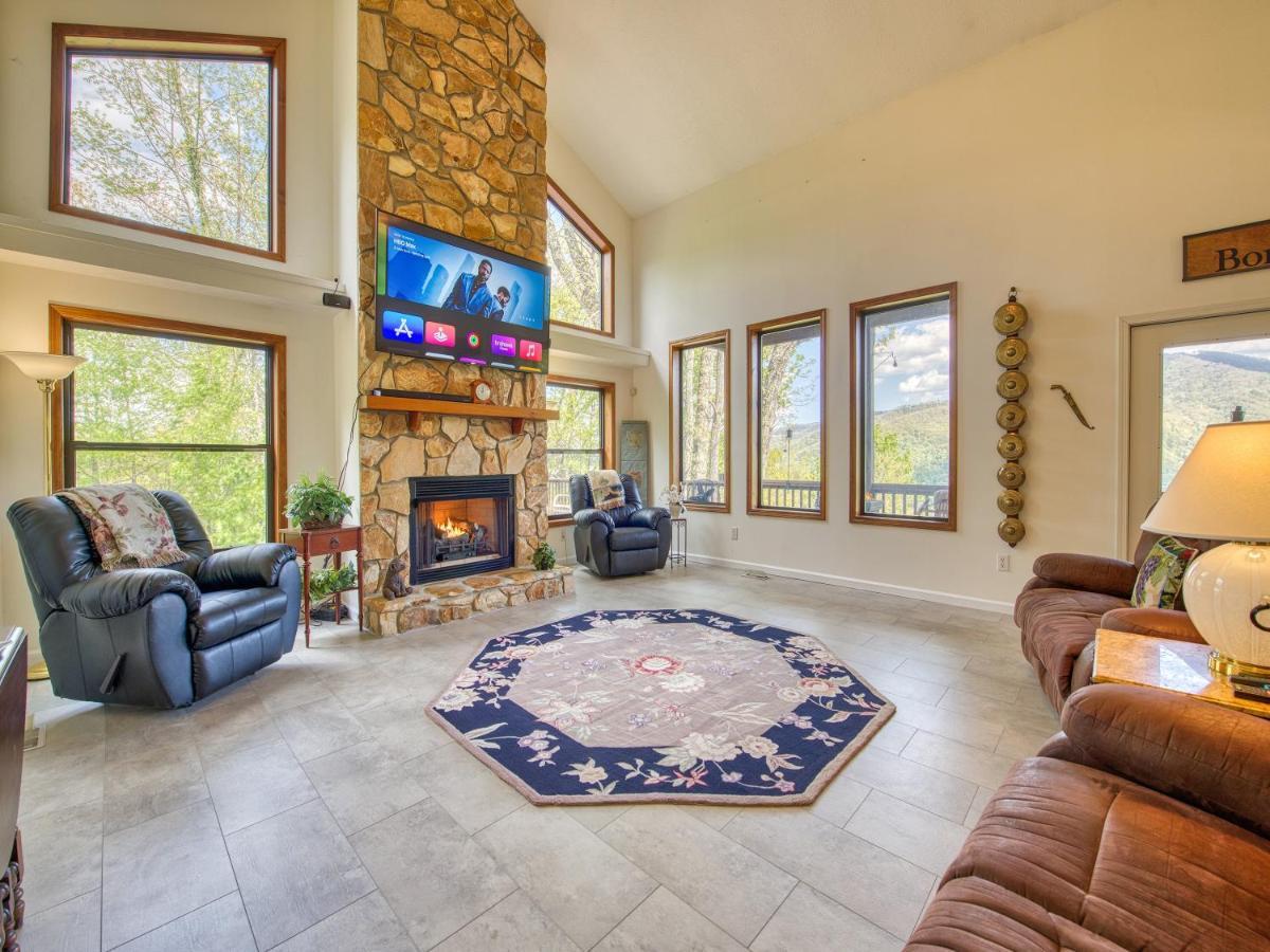 Bonnie View 21 - Amazing Smoky Mountain Retreat With Beautiful Scenic Views! Home Maggie Valley Eksteriør bilde